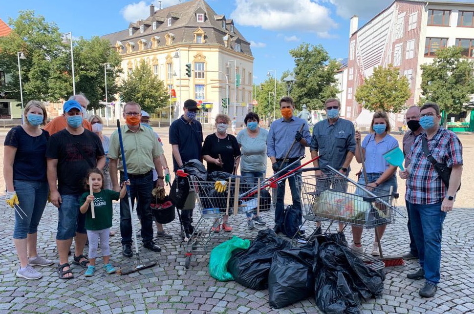 Dudweiler sammelt Müll (Saarland)